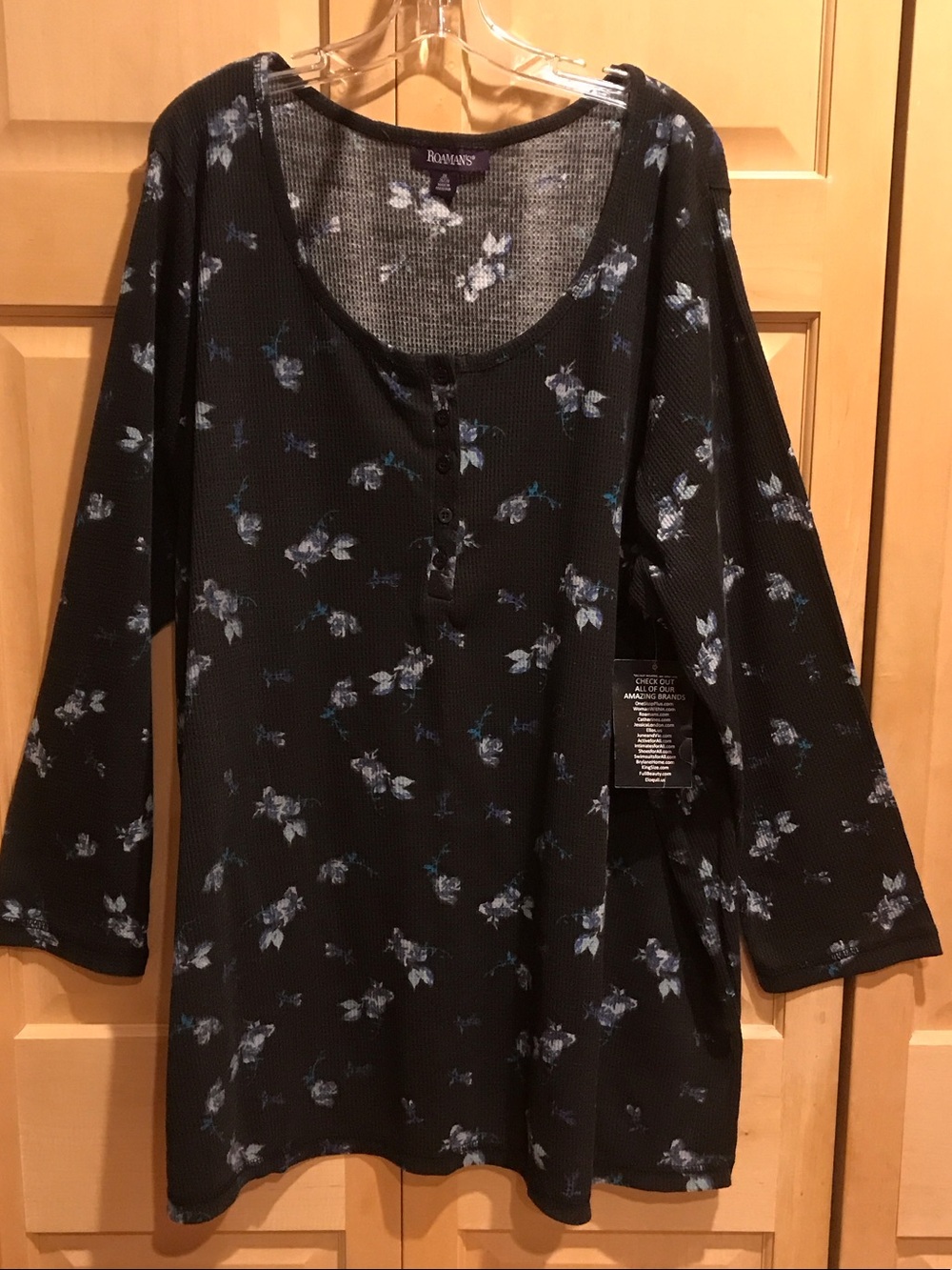 New Roaman’s Black Long-Sleeve Floral Henley